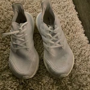 adidas ultra boost sneakers sz 8